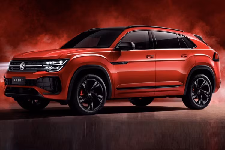 Volkswagen Teramont X là mẫu SUV lai Coupe đã chính thức trình làng ở thị trường Trung Quốc vào năm 2019 như lựa chọn thay thế hợp túi tiền hơn của BMW X6 hay Mercedes-Benz GLE Coupe. Sau 2 năm, hãng Volkswagen Teramont X 2023 mới sắp ra mắt ở thị trường tỷ dân.