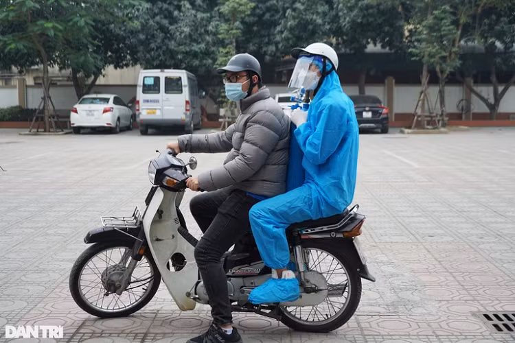 Biệt đội “ATM Oxy” miễn phí hỗ trợ F0 bất kể ngày đêm ở Hà Nội - Hình 7 Biet doi “ATM Oxy” mien phi ho tro F0 bat ke ngay dem o Ha Noi-Hinh-7
