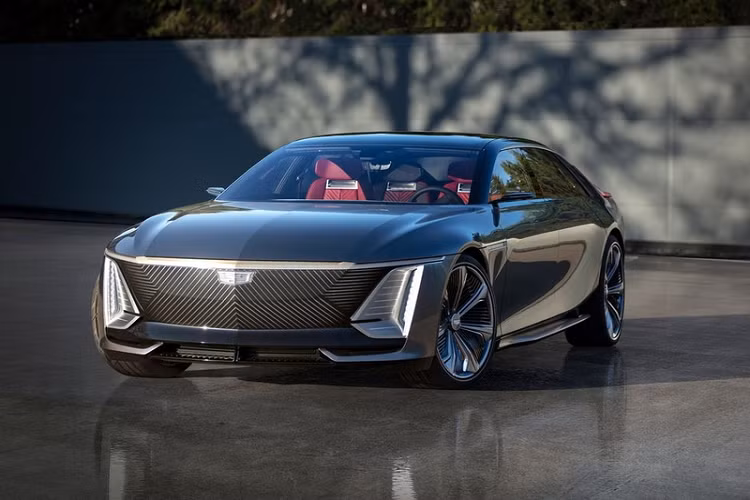 Sau nhiều tuần gây chú ý, mới đây, Cadillac đã tiết lộ một số chi tiết và hình ảnh về chiếc xe điện mới nhất của hãng - Cadillac Celestiq 2023 mới. Celestiq sẽ được xây dựng trên nền tảng Ultium của GM.