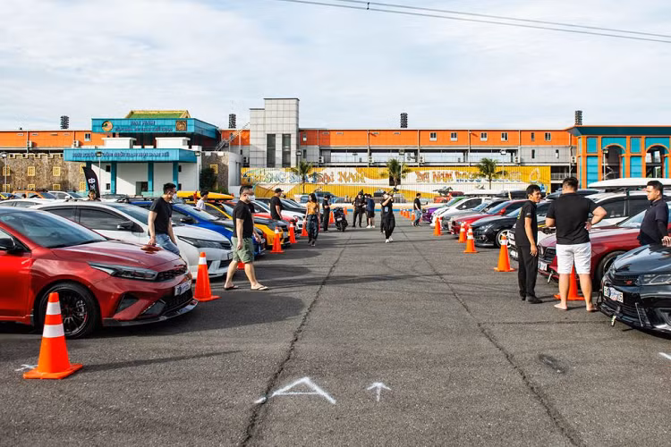 Sự kiện bao gồm các hoạt động chính: Car Show tại khu vực trưng bày xe, Rap/Hip-hop Show tại sân khấu lớn, Drift Show &amp; Stunt Show tại sảnh chính, Music Show tại khu vực xe độ âm thanh, trải nghiệm lái xe thực tế ảo và RC Drift.
