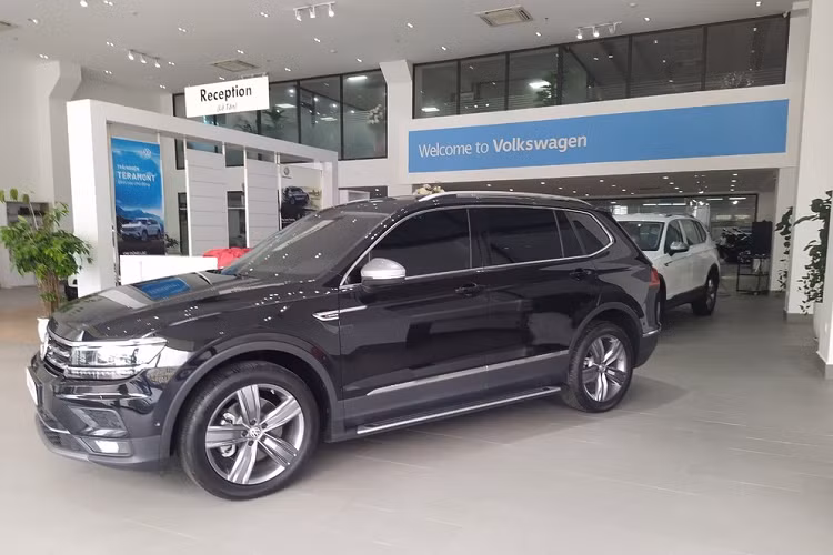 Volkswagen Tiguan va Polo “ton kho” tai Viet Nam giam toi 249 trieu dong-Hinh-2
