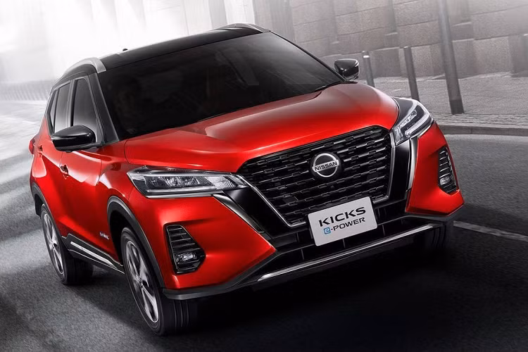 Cũng theo thông tin từ đại lý, Nissan Kicks 2022 tại Việt Nam sẽ được trang bị hệ truyền động e-Power giống xe ở Thái Lan. e-Power về cơ bản chính là hệ truyền động hybrid và hiện đang được dùng cho nhiều mẫu xe Nissan như Kicks, Sylphy hay Qashqai.