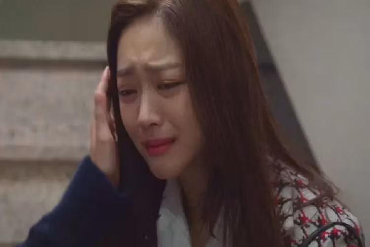 Nguoi yeu hien than, vua khoe la bo roi ban gai de cuoi con sep-Hinh-2