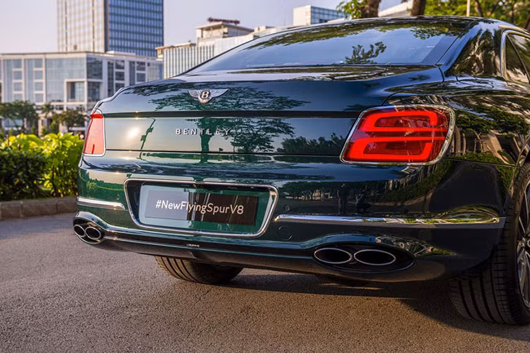 Can canh Bentley Flying Spur V8 chinh hang, khong duoi 20 ty dong-Hinh-2