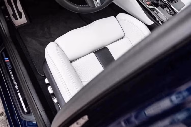 BMW M5 hiệu suất cao thế hệ hoàn toàn mới chưa xuất hiện tại Việt Nam, đa phần chỉ có M2 và M4 nhưng số lượng cũng rất hạn chế. Việc mẫu xe hiệu năng cao xứ Bavaria này về nước cũng chỉ dừng lại ở mức tin đồn.
