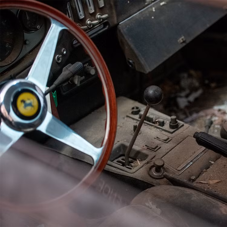 Chiec Ferrari 365 GTB/4 trieu do 
