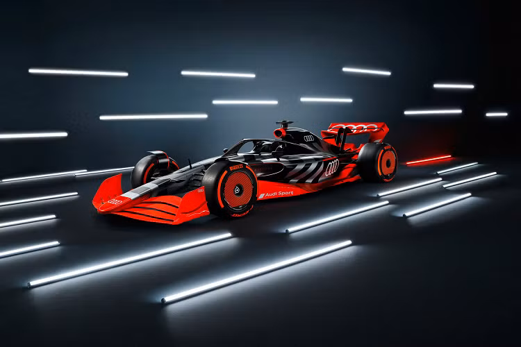 Theo các báo cáo mới nhất, Audi được cho là đang đàm phán với Sauber sau khi thay đổi kế hoạch sau khi thỏa thuận với McLaren đổ vỡ, trong khi Porsche đang có kế hoạch mua 50% cổ phần của Red Bull Racing. Sau khi bỏ Formula E và LMDh, Audi Sport hiện đang tập trung vào việc tham gia Rally Dakar thành công và dự án F1 đầy tham vọng của họ.