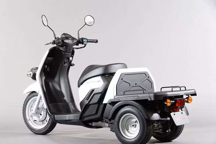 Điều này, theo Honda là nhằm tạo điều kiện thuận lợi cho việc thu gom và tái chế các bộ pin đã qua sử dụng.