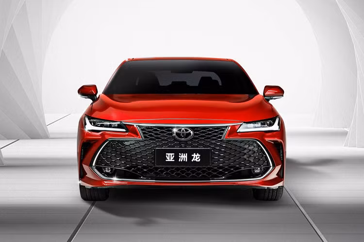Trong năm 2020, hãng Toyota đã bán tổng cộng 110.000 chiếc Avalon cho khách hàng Trung Quốc. Con số tương ứng trong năm 2021 là 120.000 chiếc. Với phiên bản mới, Toyota Avalon hứa hẹn sẽ tiếp tục tăng trưởng tại thị trường đông dân nhất thế giới.