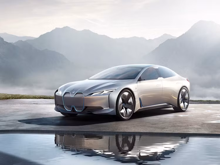 CEO BMW lo ngai vi lenh cam ban xe oto dong co dot trong-Hinh-2