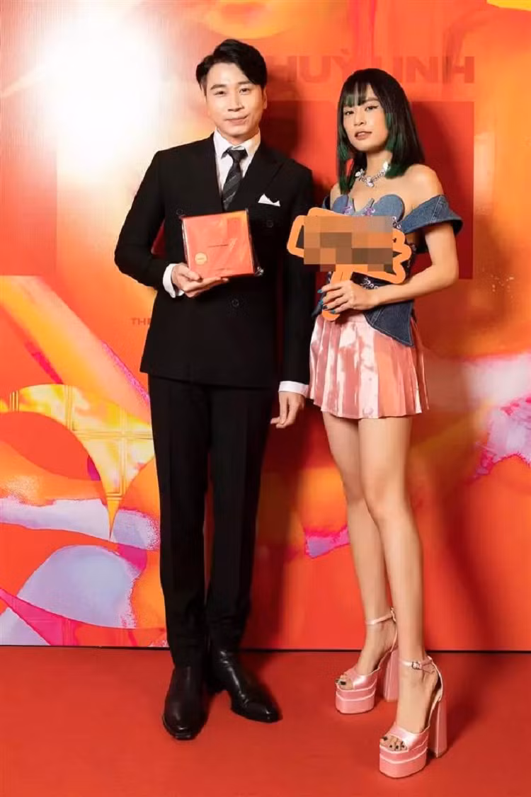 Hoang Thuy Linh 1m6 nhu 1m8, soi anh cam thuong moi nga ngua-Hinh-3