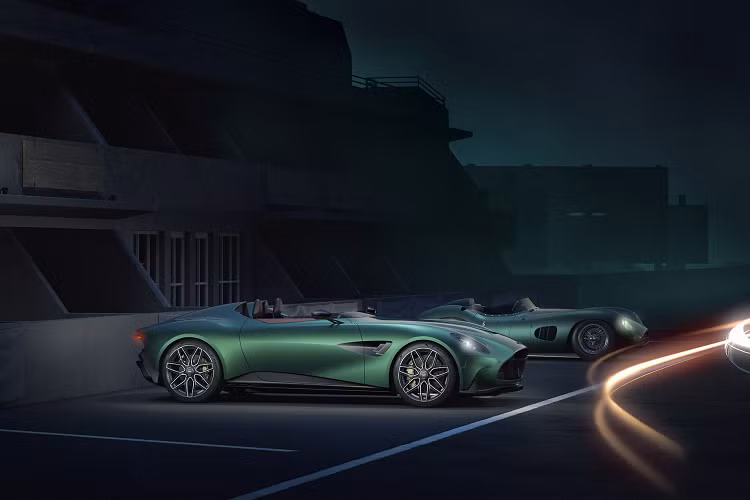 Aston Martin đã in 3D các bộ phận từ nhôm để tạo thành khung phụ, tiết kiệm rất nhiều trọng lượng mà không ảnh hưởng đến độ cứng của phần khung xe, đảm bảo yếu tố an toàn của xe.
