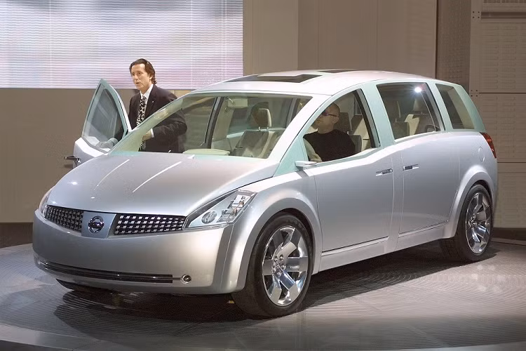 Vậy, sau khi hoàn thành nhiệm vụ của mình, những chiếc xe concept sẽ đi về đâu? Một số chiếc xe được trưng bày trong bảo tàng hoặc tham gia các sự kiện trên toàn thế giới. Tuy nhiên, cũng có những chiếc xe concept kết thúc cuộc đời dưới máy nghiền trong bãi phế liệu. Hai chiế c xe concept của Nissan trong bài viết này là một ví dụ điển hình.