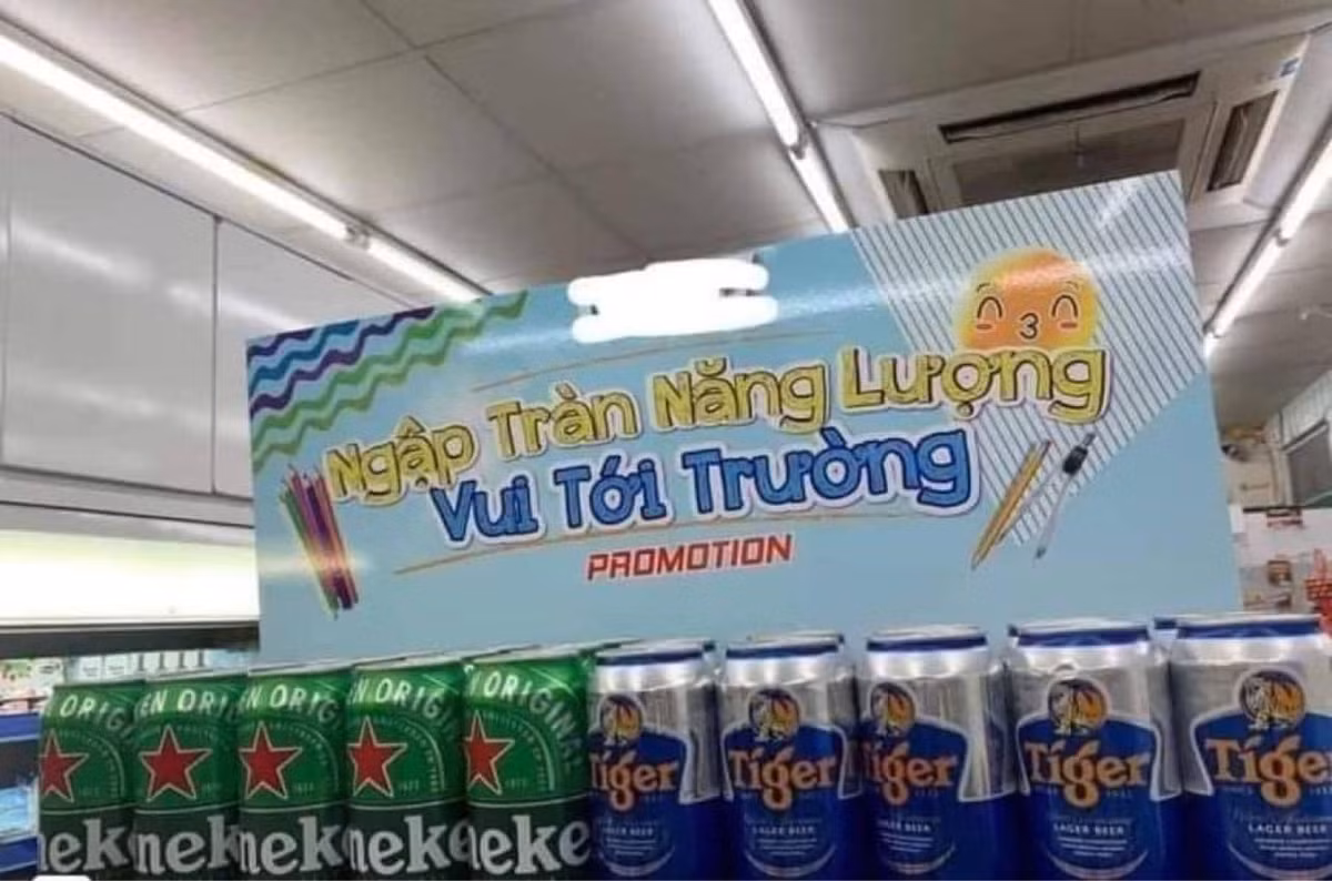 Những biển hiệu "bá đạo" kiểu lạ đời này chắc sẽ khiến nhiều người phải đọc kỹ lại lần thứ "en nờ" vì không tin vào mắt mình.