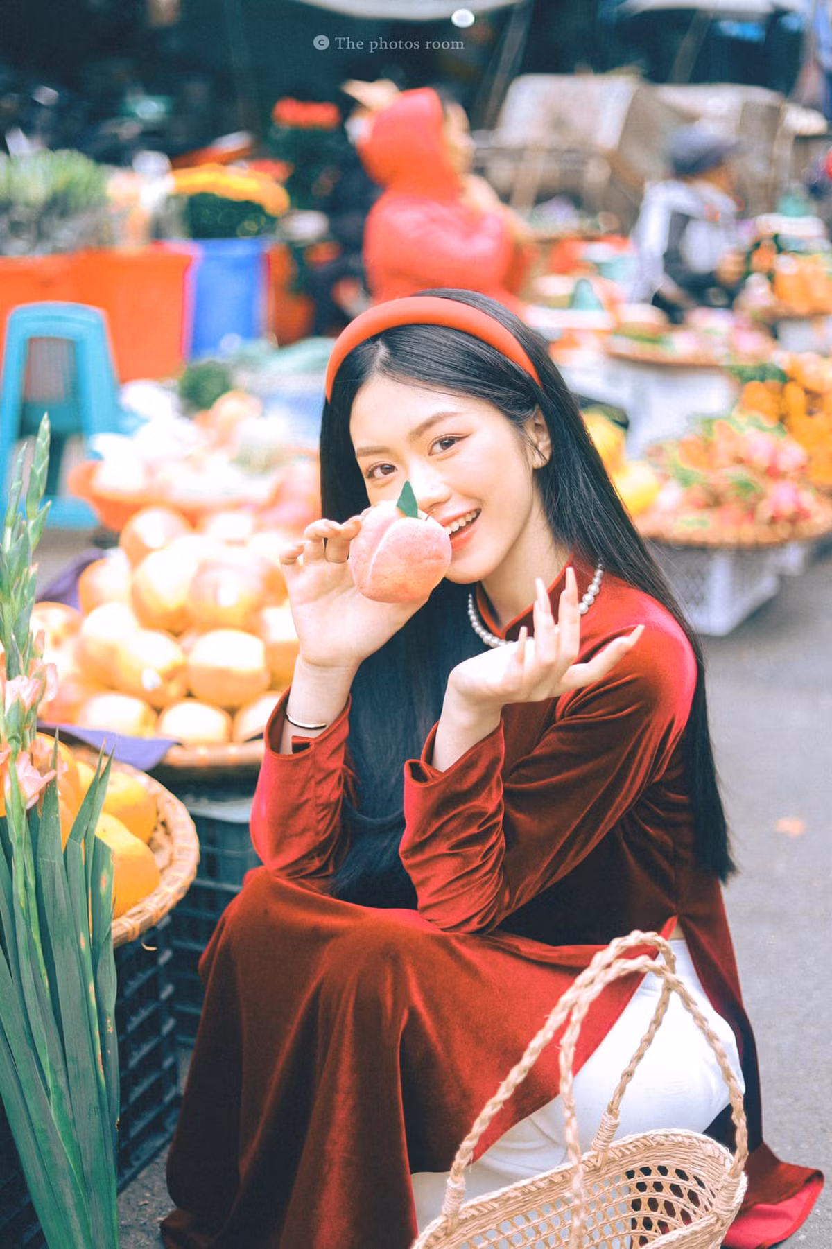 Chợ Đồng Xuân được coi là một trong những khu chợ sầm uất nhất Hà Nội. Dù đã trải qua hàng chục năm nhưng chợ Đồng Xuân vẫn mang trong mình một vẻ đẹp hoài cổ, mộc mạc và bình dị. Ảnh: Lê Giangg