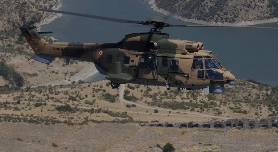 AS-532 Cougar. Trực thăng đa dụng. 20 chiếc đang hoạt động trong Không quân Thổ Nhĩ Kỳ.