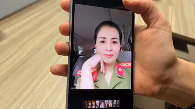Khi tiếp cận các bị hại, Lan thường khoe các quyển sổ tiết kiệm để chứng minh sự giàu có và chia sẻ những hình ảnh, công việc, các mối quan hệ với lãnh đạo cấp cao để chứng minh quyền lực của bản thân trước các bị hại để đặt vấn đề vay tiền, hùn vốn làm ăn chung hoặc xin việc hộ các bị hại. 