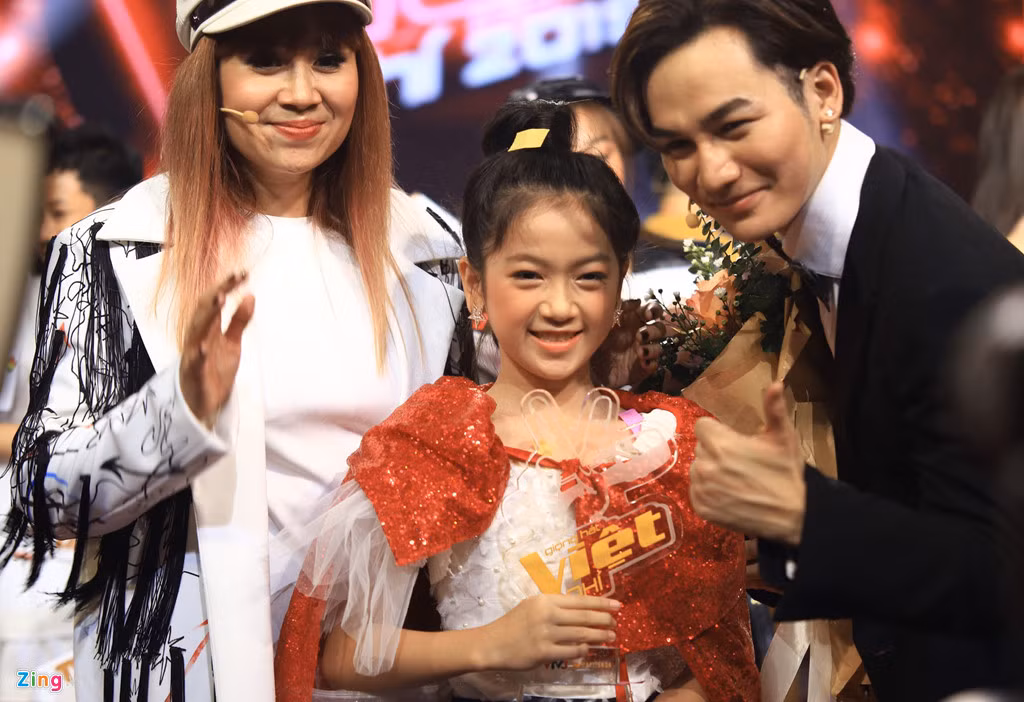 Gia quang cao Giong hat Viet nhi 2019 lao doc xuong tan day-Hinh-2