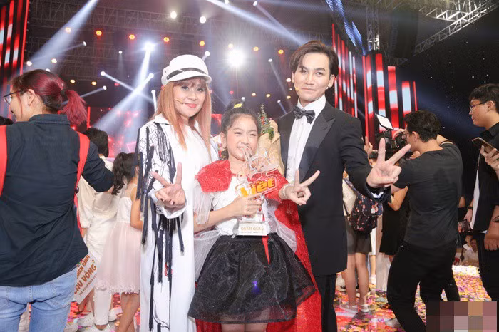 Su co tai hai, MC Nguyen Khang cong bo nham Quan quan Giong hat Viet nhi