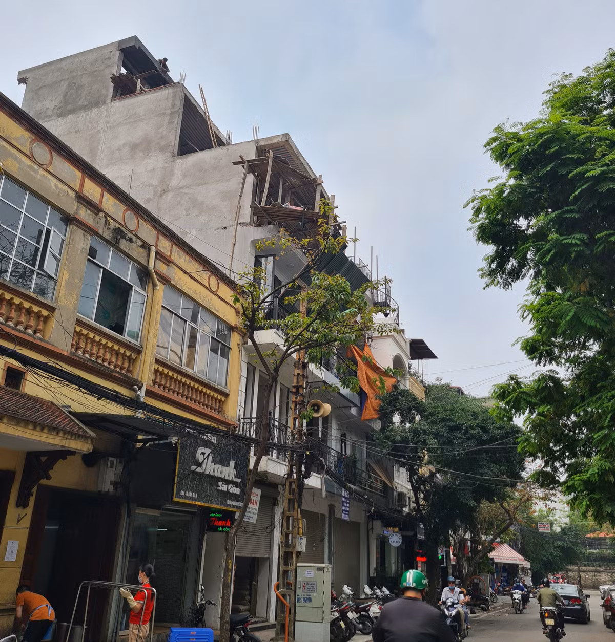 Cong trinh 49 Bat Dan vi pham TTXD: Xu ly ra sao?
