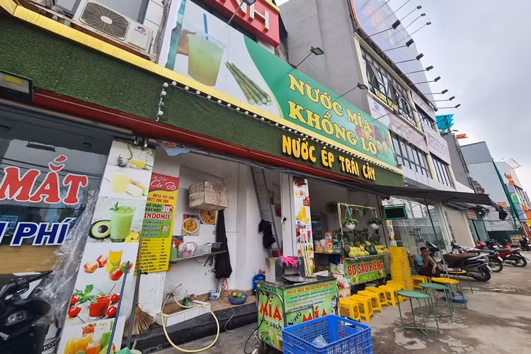 Phần đất còn lại sau khi bị thu hồi đều được người dân sửa sang để kinh doanh, hoặc cho thuê với mức giá giao động từ 4-6 triệu đồng/m2.
