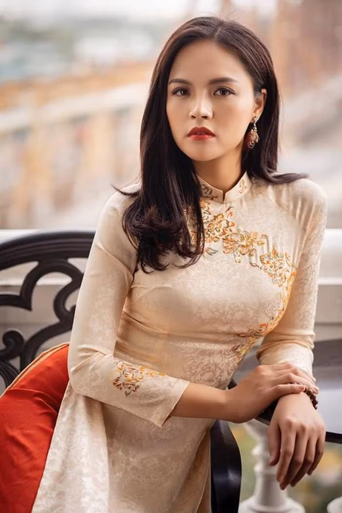 Trên trang cá nhân, Thu Quỳnh tích cực chia sẻ hình ảnh tham gia show của mình. Tuy nhiên, nữ diễn viên sinh năm 1988 lại ít khi khoe tài sản. Cô khiến cho nhiều khán giả tò mò về khối tài sản mà cô đang có sau những bộ phim gây sốt. Ảnh: GĐ&amp;XH.