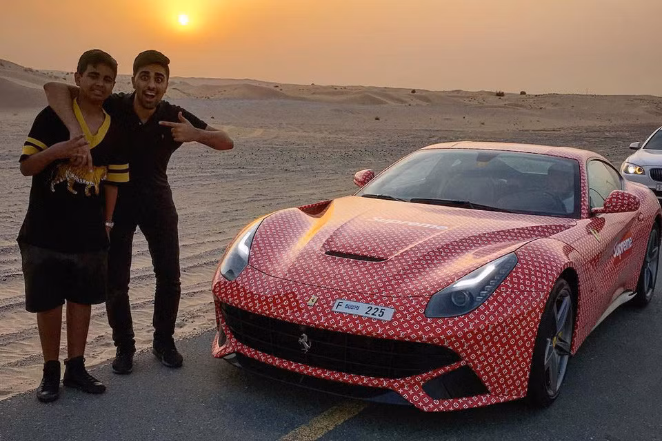 Chiếc siêu xe Ferrari của Rashed Belhasa. Nguồn ảnh: Getty Image.