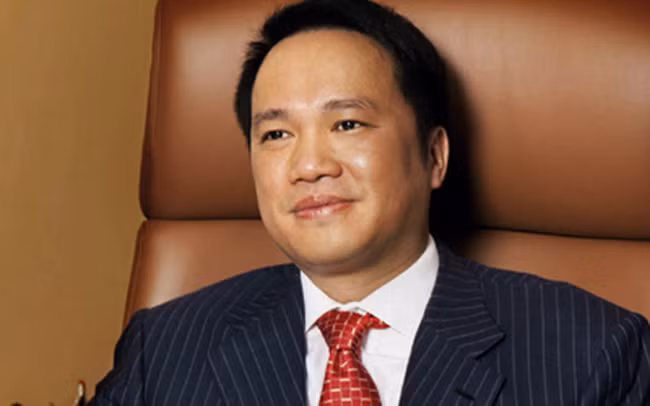 Cùng với ông Nguyễn Đăng Quang, ông Hồ Hùng Anh được Tạp chí Forbes vinh danh ngày 5/3/219 với khối tài sản 1,7 tỷ USD. Số tiền này chủ yếu đến từ cổ phần của ông và gia đình tại Techcombank và Masan. Ảnh: Techcombank