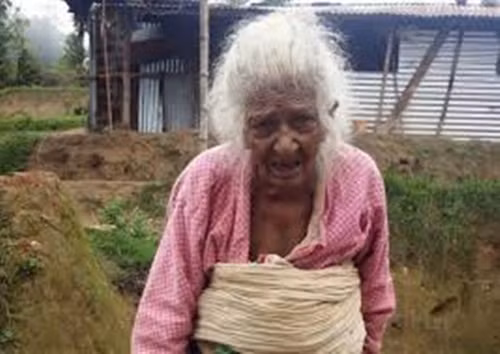 Ngoài hút thuốc, người phụ nữ này cũng chia sẻ thêm bí quyết sống lâu của mình “Mọi người ở thời hiện đại có quá nhiều căng thẳng. Những ai quá nhàn rỗi hay không làm việc ở tuổi trung niên đều sẽ không sống thọ. ..