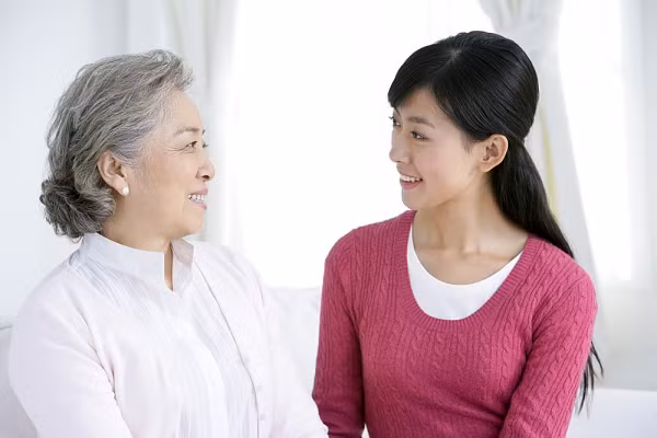 Phụ nữ đã lập gia đình hoặc có quan hệ tình dục vẫn hoàn toàn có thể tiêm ngừa ung thư cổ tử cung vì các nghiên cứu đều cho thấy vắc-xin vẫn có hiệu quả tốt trên các đối tượng này.