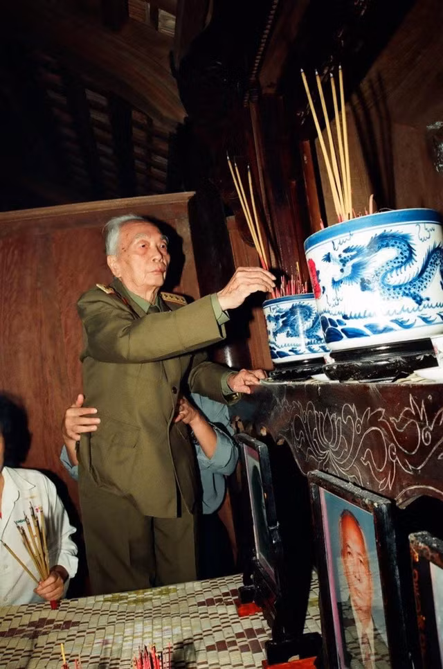 Bua com voi hai qua trung cua vo chong Tuong Giap-Hinh-11
