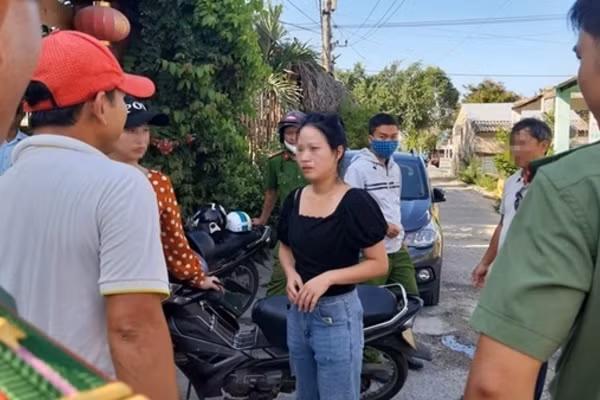 Ngày 18/7, lực lượng chức năng TP Hội An và thị xã Điện Bàn (Quảng Nam) phát hiện 21 người Trung Quốc nhập cảnh trái phép.