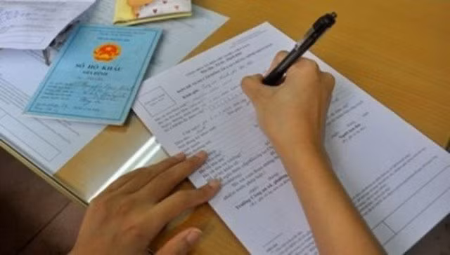 Giay xac nhan doc than phai ghi ten nguoi du dinh cuoi: Se phat sinh he luy xau?
