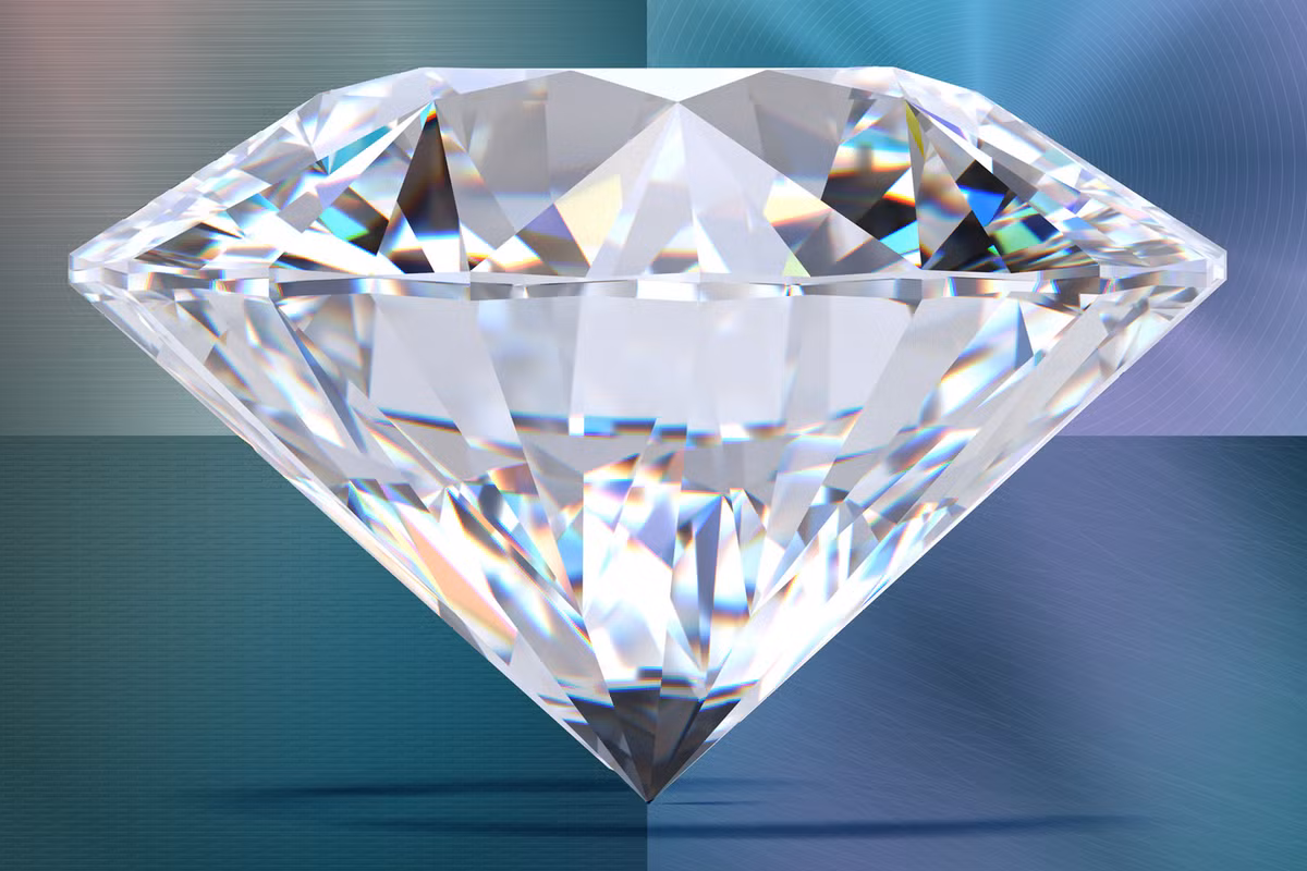 Theo trang Brilliantearth, kim cương là loại đá tự nhiên cứng nhất trên trái đất được hình thành tự nhiên từ nhiệt độ và áp suất khắc nghiệt bên dưới lớp vỏ Trái đất. Ảnh: MIT News