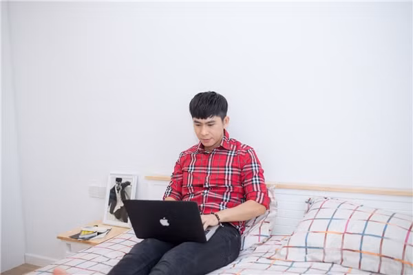 Phòng riêng của Châu Gia Kiệt không quá cầu kỳ, vừa đủ cho chàng độc thân. Ảnh: FBNV
