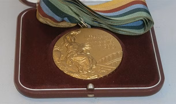 Huy chương vàng Olympic chỉ có 1% là vàng.