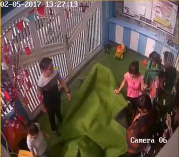 Sa thai giao vien mam non danh hoc sinh vao dau-Hinh-4