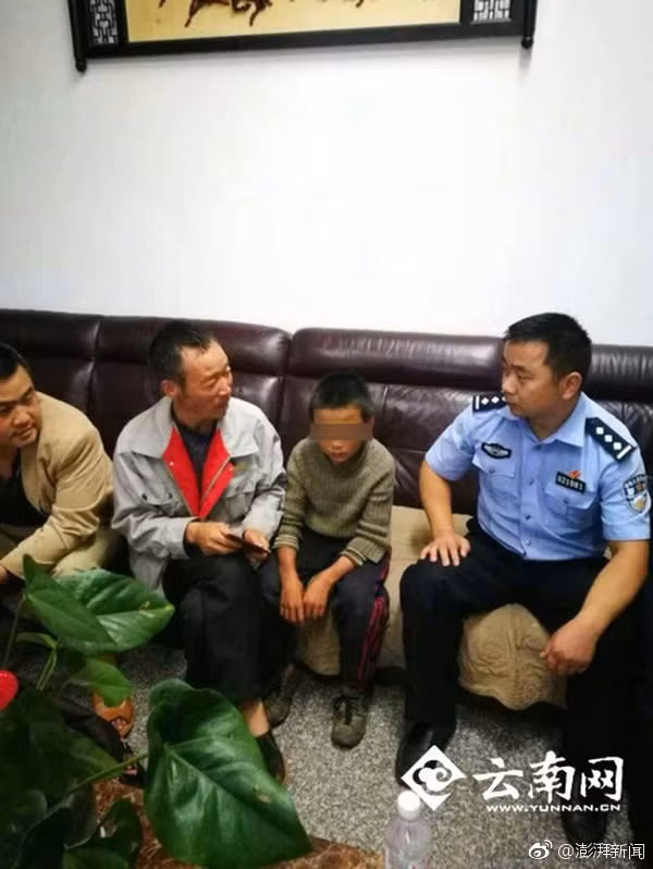 Cậu bé lạ lùng, làm điều cả người lớn cũng phải choáng váng - Hình 5 Cau be la lung, lam dieu ca nguoi lon cung phai choang vang-Hinh-5