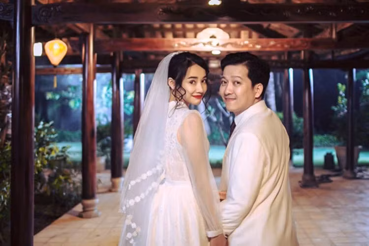 Xứng đôi vừa lứa, Nhã Phương và Trường Giang cũng được mong chờ làm đám cưới vào năm 2018 sau 3 năm hẹn hò.