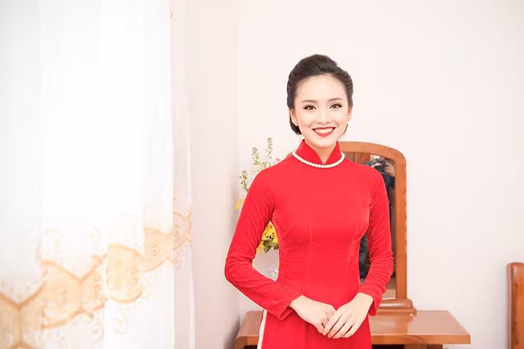 Xinh đẹp, thông minh và sạch scandal, Tố Như được không ít cư dân mạng yêu mến.