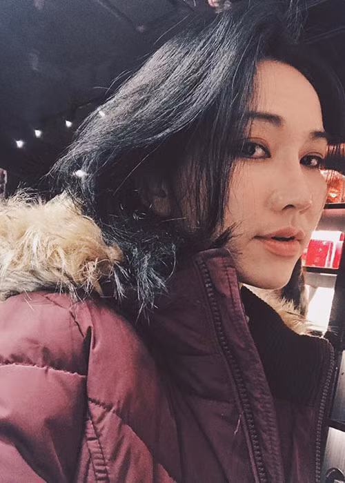 Kim Hiền cập nhật hình ảnh của mình từ Mỹ.
