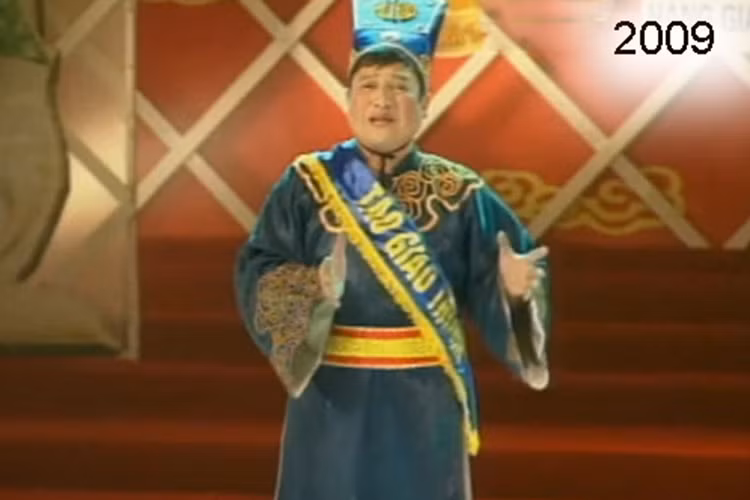 Từ năm 2008 đến năm 2013, Chí Trung liên tục đảm nhận vai Táo giao thông và được xem là nghệ sĩ đóng nhân vật này thành công nhất. Ảnh: Dân Việt