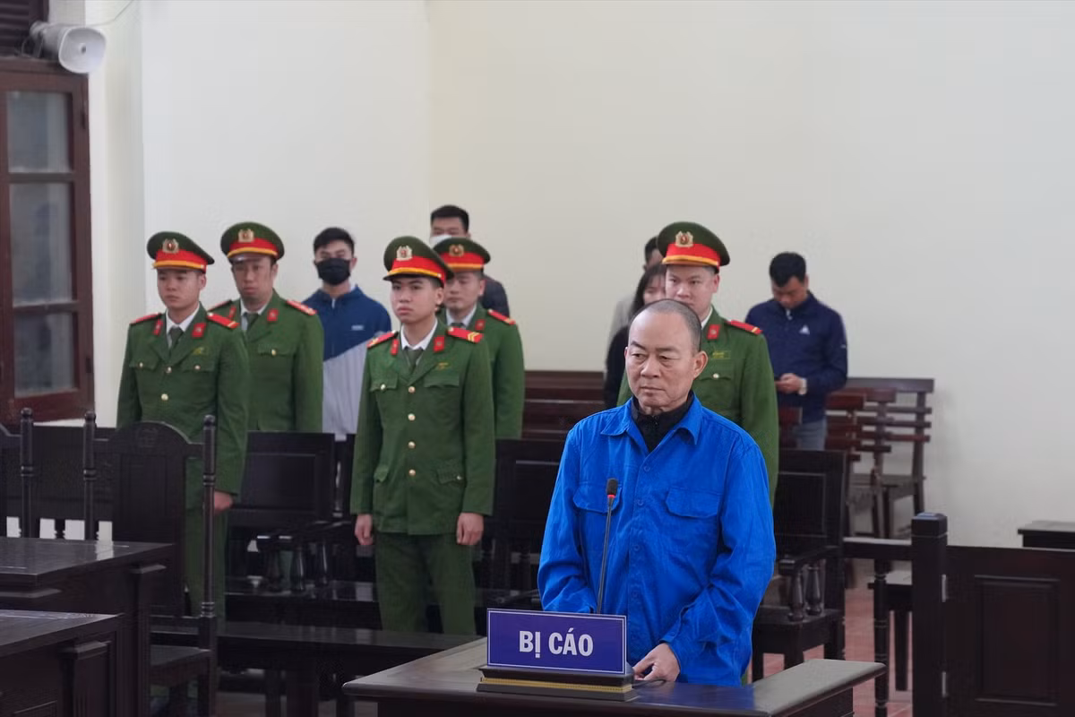 Tuyên phạt tài xế say rượu, chống đối khiến CSGT nhập viện ở Hòa Bình Tuyen phat tai xe say ruou, chong doi khien CSGT nhap vien o Hoa Binh