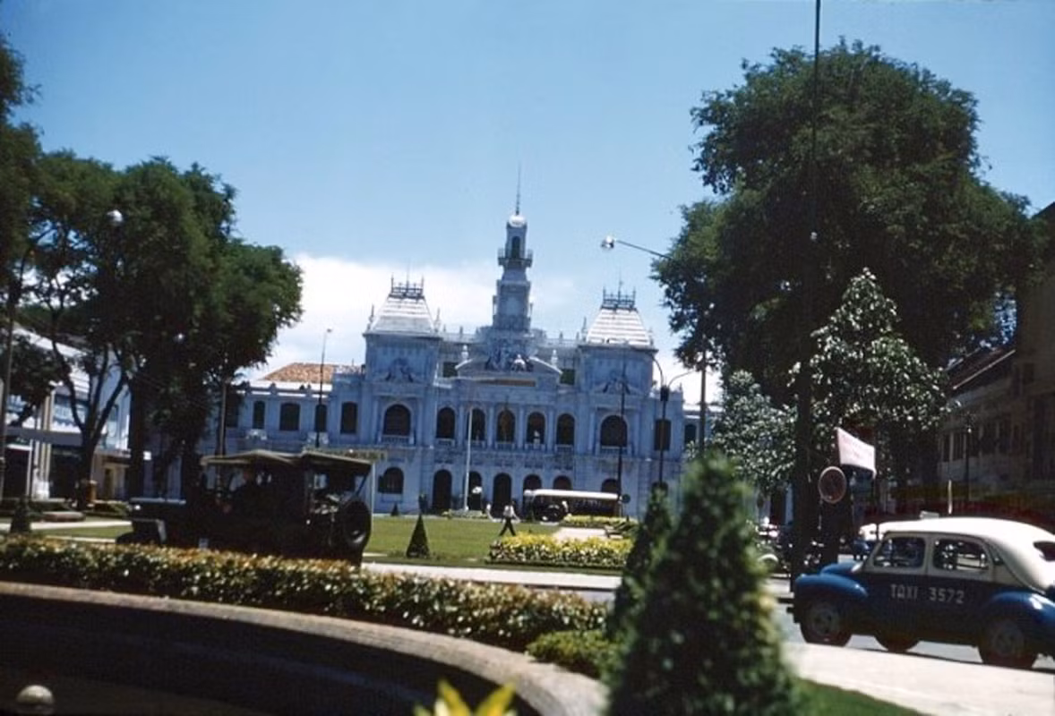  Tòa đô chính Sài Gòn.