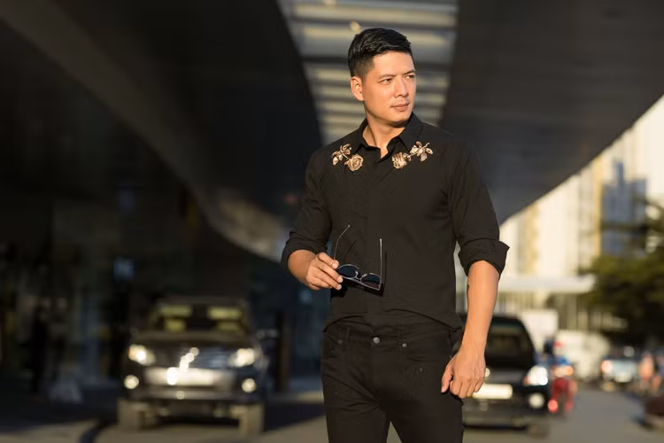Bằng tuổi Việt Anh, Bình Minh xuất thân là một người mẫu nhờ chiều cao nổi bật trên 1m80. (Ảnh: Nhân vật cung cấp)