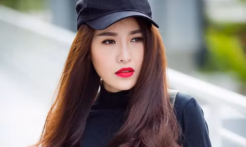 Que Van bat ngo tuyen bo giai nghe vi chan nghe