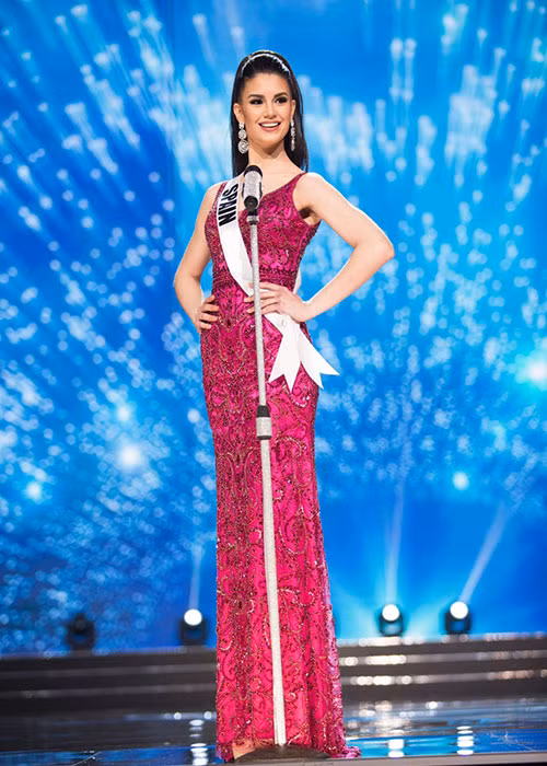 Cũng được dự đoán đăng quang Miss Universe 2016, người đẹp Noelia Freire đến từ Tây Nha Nha sở hữu vóc dáng hoàn hảo cùng khả năng kiểm soát sân khấu. Ngoài ra, ở cô còn toát lên sự tự tin. Đêm chung kết cuộc thi Miss Universe 2016 sẽ diễn ra vào 7h sáng ngày 30/1 (giờ Việt Nam) trên kênh VTV6. Ảnh: Missosology