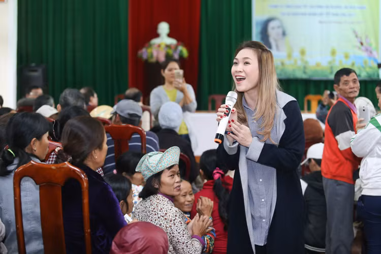 Sau chuyến từ thiện của Mỹ Tâm tại Quảng Nam, nữ ca sĩ sẽ tranh thủ vài ngày nghỉ Tết để sum họp bên gia đình và người thân tại Đà Nẵng. 