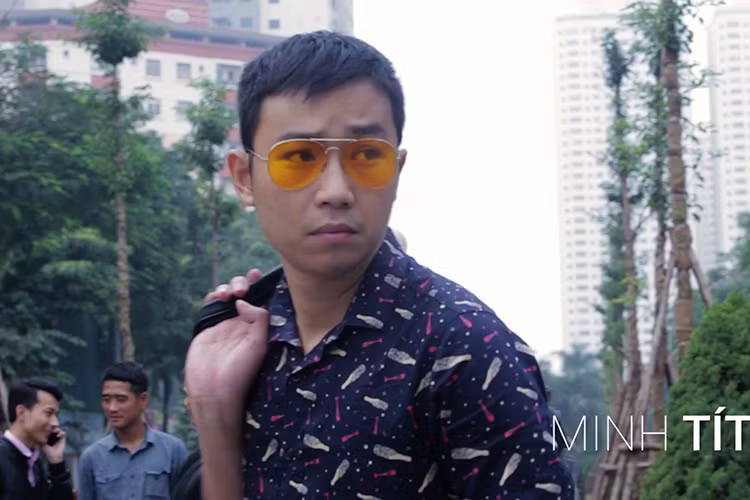 Minh “Tít” lại đang công tác tại Nhà hát kịch Hà Nội. Nam diễn viên sinh năm 1989 này không chỉ là một trong những diễn viên chính của “Kem Xôi” mà còn là một trong những người tổ chức và sáng lập series này. (Ảnh: Facebook nhân vật)