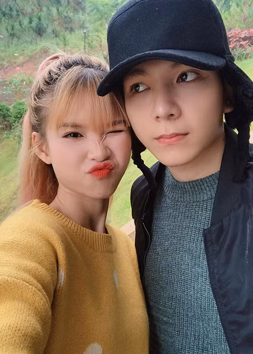 Cả hai giữ lửa hôn nhân khi tiếp tục xem nhau là tri kỷ.